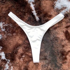 Boutine LA Venice White Chic 80s Bottoms